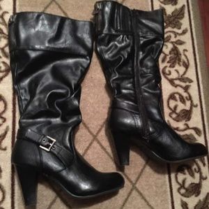 Black heeled boots